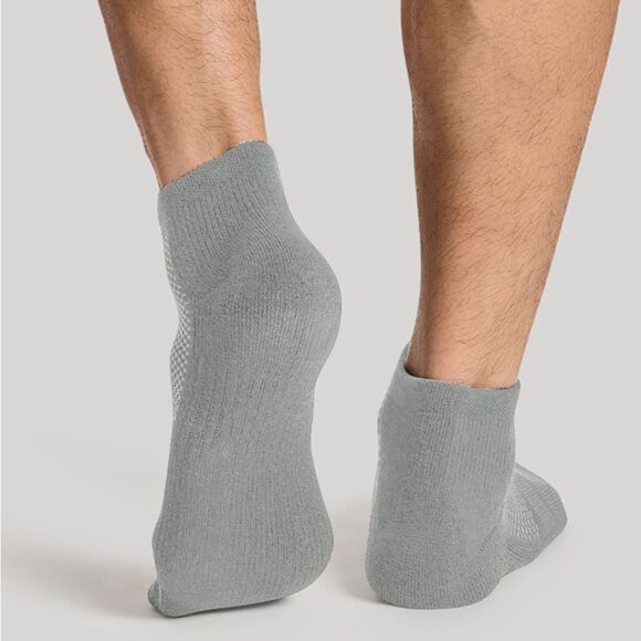 NWOT Tommie Copper Men’s Gray Ankle Compression Socks - Size Large - Picture 2 of 10